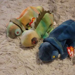 Tie-dye chameleon beanie baby